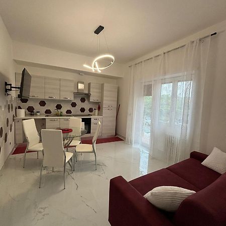 דירות רומא Tiburtina Flats מראה חיצוני תמונה